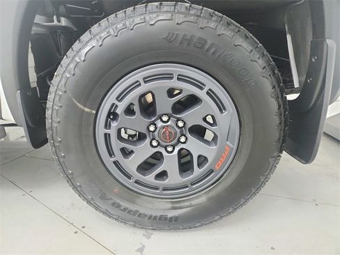 New 2026 Nissan Frontier PRO-4X w/ Pro-4x Convenience Package image 50