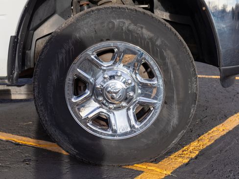 Used 2016 RAM 3500 Tradesman w/ Chrome Appearance Group image 25