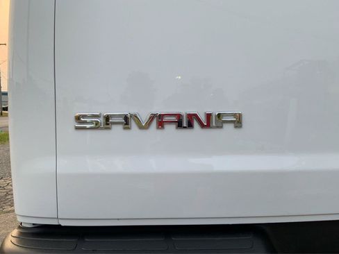 Used 2025 GMC Savana 2500 w/ Driver Convenience Package RWD image 23