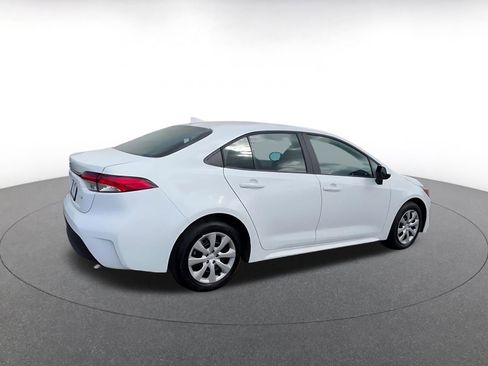 Used 2025 Toyota Corolla LE image 13