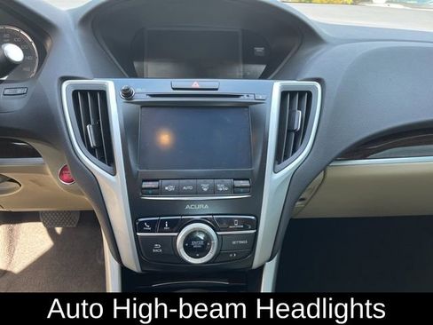 Used 2020 Acura TLX image 11