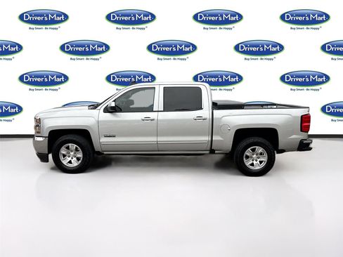 Used 2018 Chevrolet Silverado 1500 LT w/ Texas Edition image 4