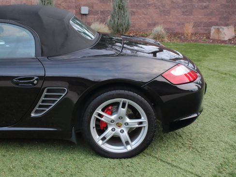 Used 2005 Porsche Boxster S image 28