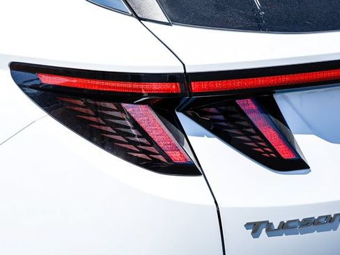 Certified 2024 Hyundai Tucson SEL AWD/4WD image 10
