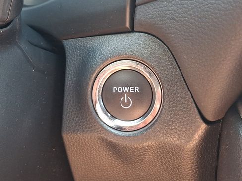 Used 2023 Toyota RAV4 XLE AWD/4WD image 25