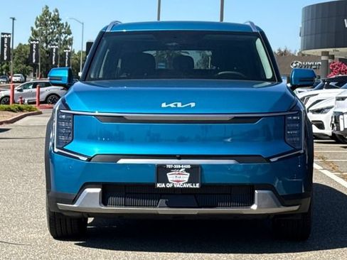 New 2026 Kia EV9 Wind AWD/4WD image 9