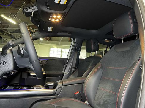 Used 2023 Mercedes-Benz GLA 250 4MATIC image 25