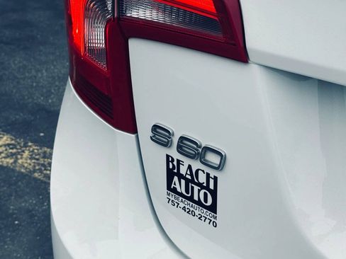 Used 2012 Volvo S60 T5 w/ Multimedia Pkg FWD image 43