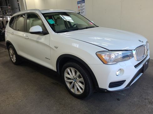 Used 2017 BMW X3 xDrive28i AWD/4WD image 1