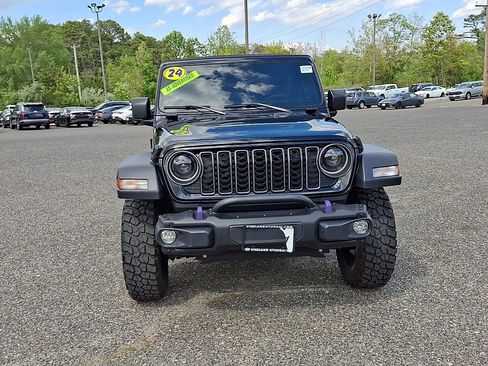 Used 2024 Jeep Wrangler Sport AWD/4WD image 3