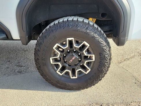 Used 2026 GMC Sierra 2500 AT4X AWD/4WD image 12