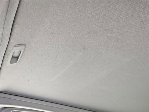 Used 2017 Subaru Forester 2.5i Premium image 18