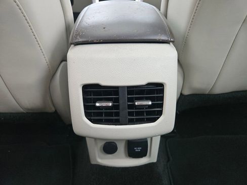 Used 2018 Ford Fusion Energi Platinum image 39