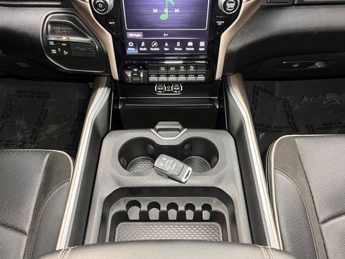 Used 2024 RAM 2500 Laramie w/ Towing Technology Group image 14