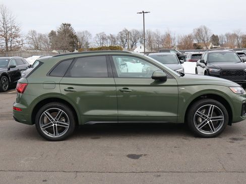Used 2023 Audi Q5 e Premium Plus w/ Premium Plus Package image 5