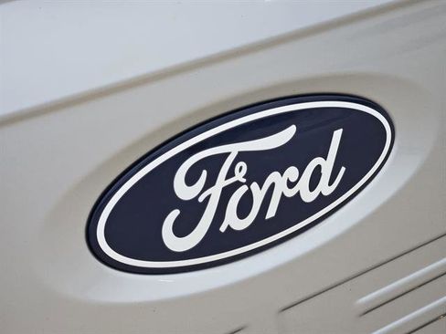 Used 2024 Ford F150 XLT w/ Mobile Office Package image 9