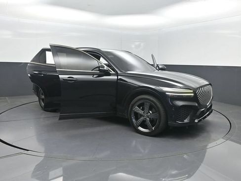 Used 2023 Genesis GV70 2.5T w/ Sport Prestige Package AWD/4WD image 42