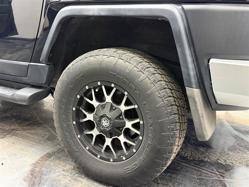 Used 2010 Toyota FJ Cruiser 4WD w/ Upgrade Pkg 2 image 14