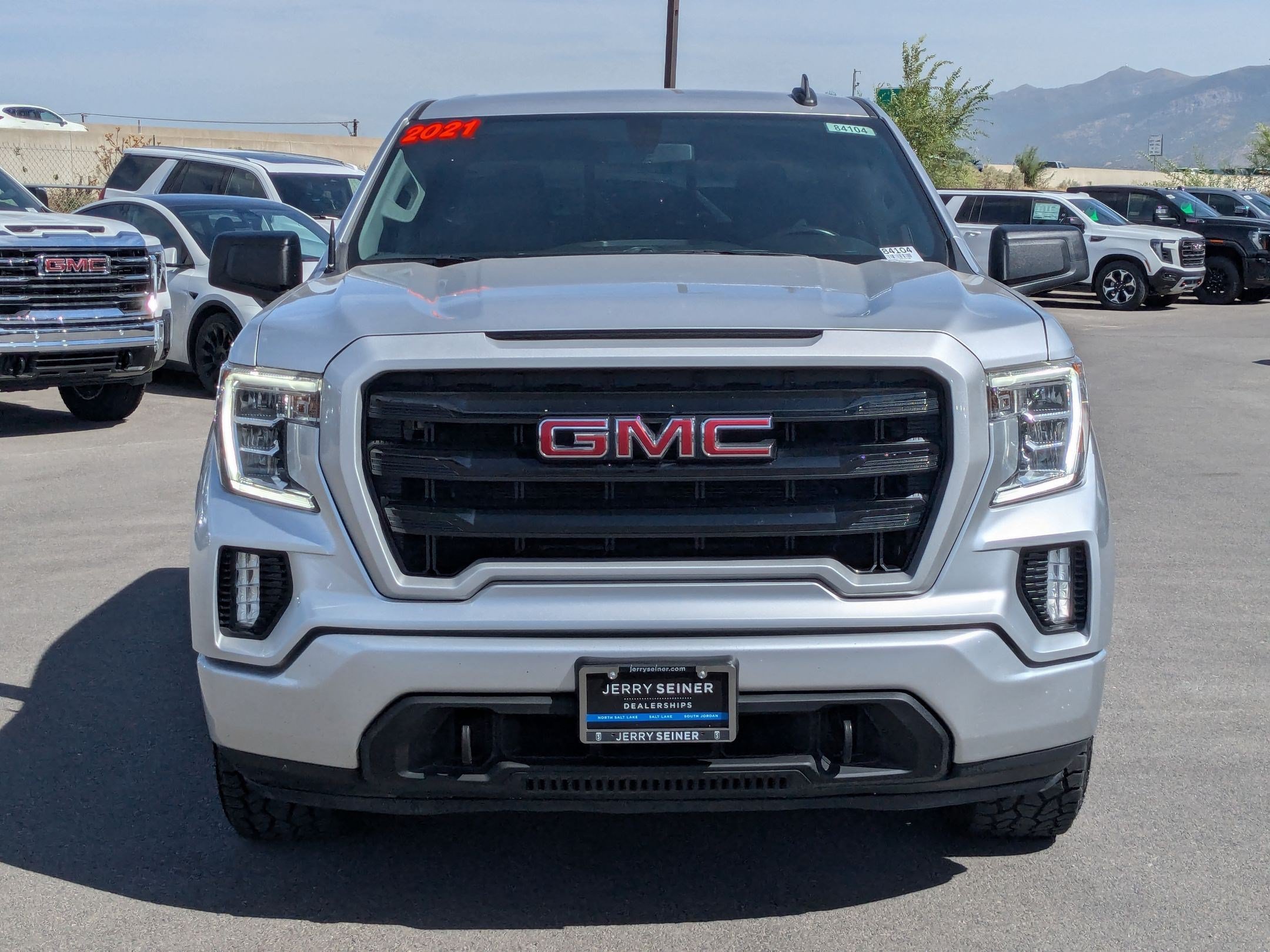 Certified 2021 GMC Sierra 1500 Elevation w/ Preferred Package AWD/4WD image 9