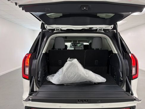 New 2027 Ford Expedition Active RWD image 8