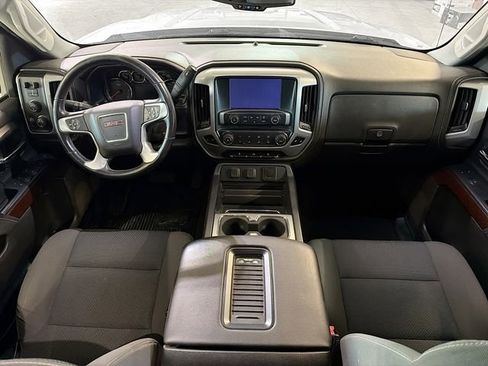 Used 2017 GMC Sierra 2500 SLE w/ Suspension Package, Off-Road image 10