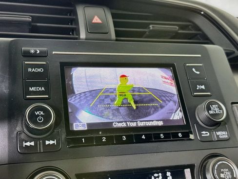Used 2019 Honda Civic LX image 5