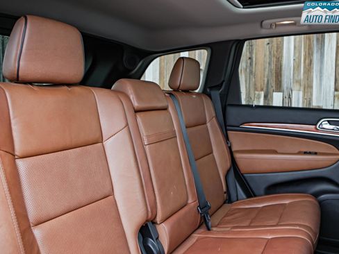 Used 2013 Jeep Grand Cherokee Overland w/ Advance Technology Group image 23