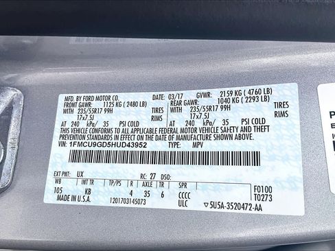 Used 2017 Ford Escape SE AWD/4WD image 36