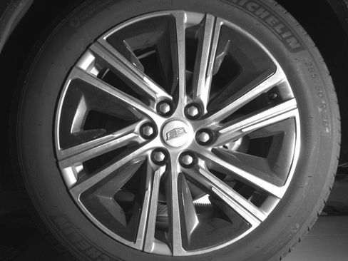 Certified 2024 Cadillac Lyriq Luxury AWD/4WD image 11