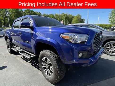 Used 2023 Toyota Tacoma TRD Sport w/ Technology Package AWD/4WD image 5