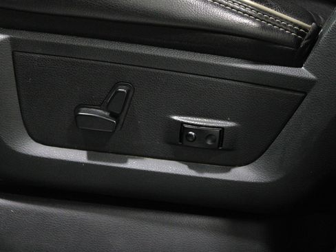 Used 2019 RAM 3500 Laramie image 4