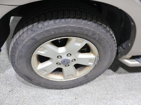 Used 2004 Ford Explorer Eddie Bauer AWD/4WD image 16