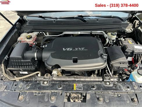 Used 2017 Chevrolet Colorado Z71 AWD/4WD image 18