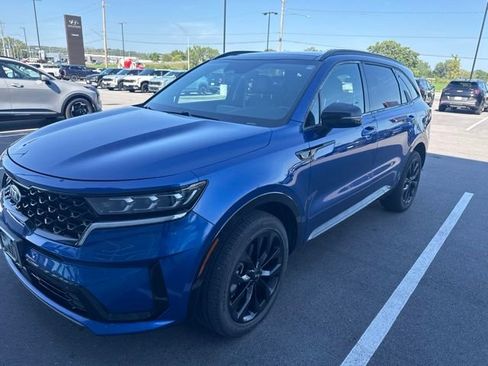 Used 2021 Kia Sorento SX AWD/4WD image 2