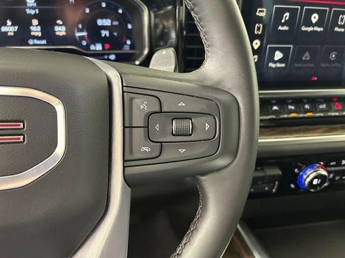 Used 2025 GMC Sierra 1500 Elevation w/ Elevation Premium Package AWD/4WD image 17