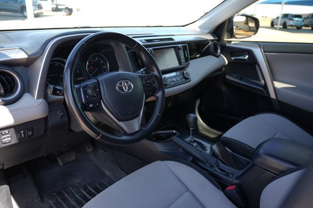 Used 2017 Toyota RAV4 XLE w/ Carpet Mat Package AWD/4WD image 10