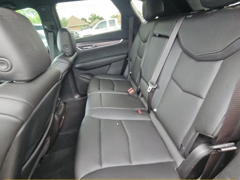 Used 2022 Cadillac XT5 Luxury FWD image 4