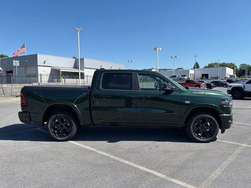 New 2026 RAM 1500 4x4 Crew Cab image 7