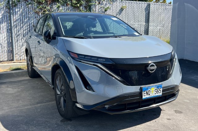 Used 2024 Nissan Ariya AWD image 5