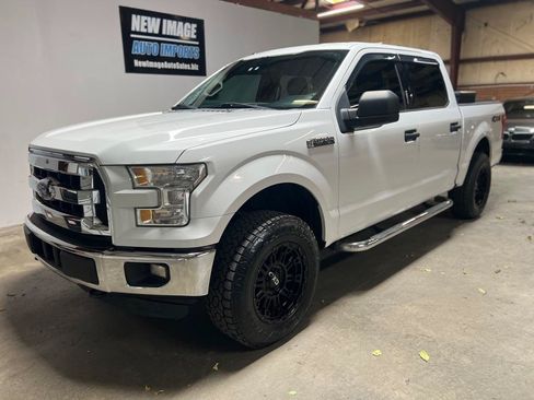 Used 2015 Ford F150 XLT AWD/4WD image 10