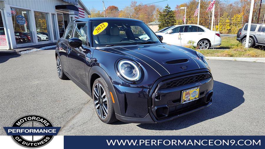 Used 2022 MINI Cooper S FWD image 1