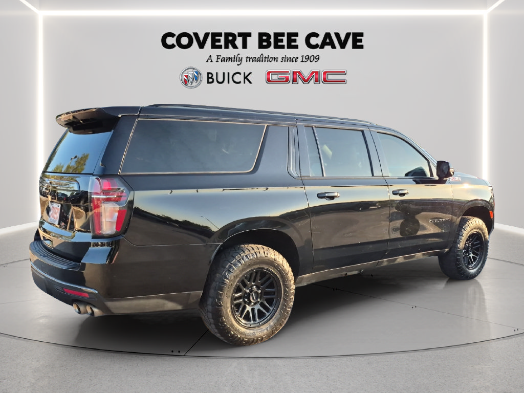 Used 2022 Chevrolet Suburban Z71 w/ Z71 Off-Road Package AWD/4WD image 7