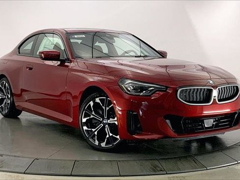 Used 2025 BMW 230i xDrive Coupe w/ Premium Package image 1