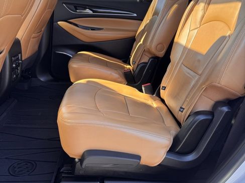 Used 2018 Buick Enclave Premium w/ Experience Buick Package image 10