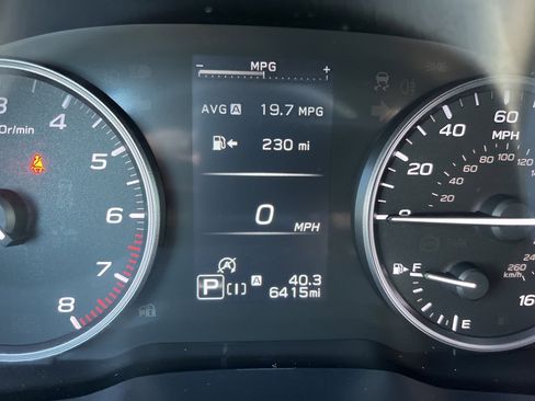 Used 2024 Subaru Crosstrek 2.0i Premium w/ Crosstrek Mirror Package image 15