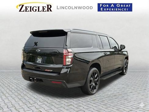 Used 2023 Chevrolet Suburban RST AWD/4WD image 7