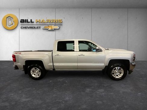 Used 2018 Chevrolet Silverado 1500 LT w/ All Star Edition AWD/4WD image 10