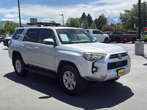 Used 2023 Toyota 4Runner SR5 Premium AWD/4WD image 3