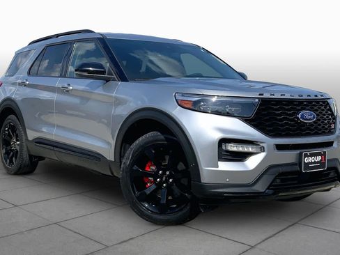 Used 2022 Ford Explorer ST w/ Equipment Group 401A AWD/4WD image 3