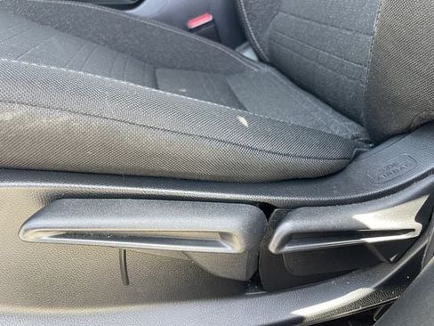 Used 2024 Honda HR-V LX image 24
